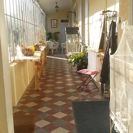 Appart 10 Apartment Bazas