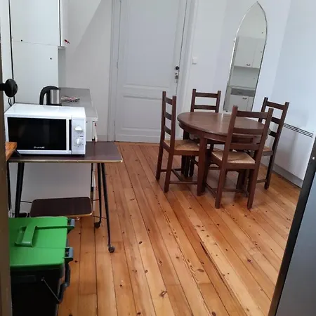 Appart 10 Apartment *